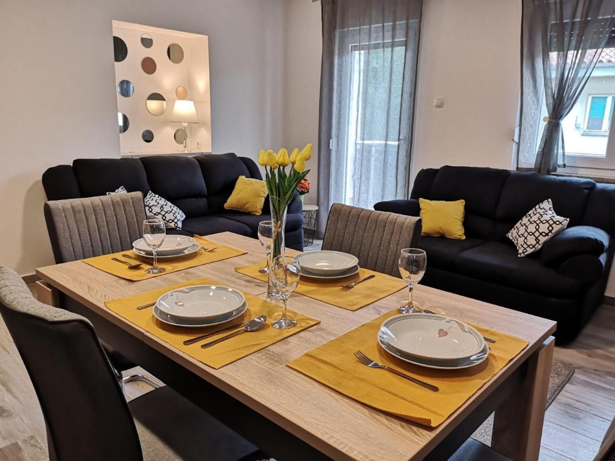 Eugenia Apartman Póla Kültér fotó