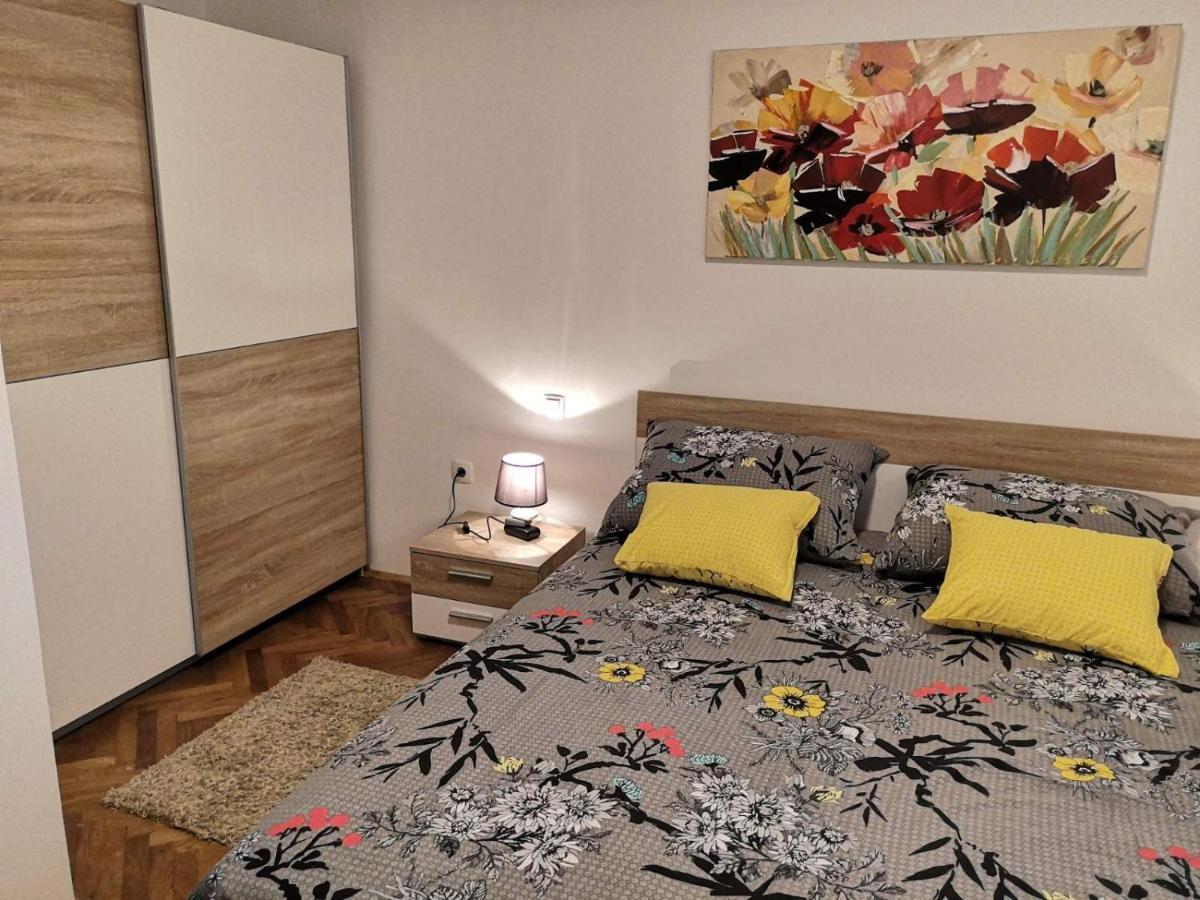 Eugenia Apartman Póla Kültér fotó
